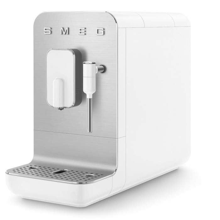 Кавамашина еспресо Smeg BCC12WHMEU