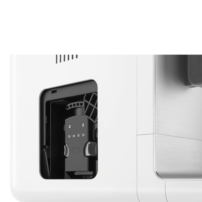 Кавамашина еспресо Smeg BCC13WHMEU