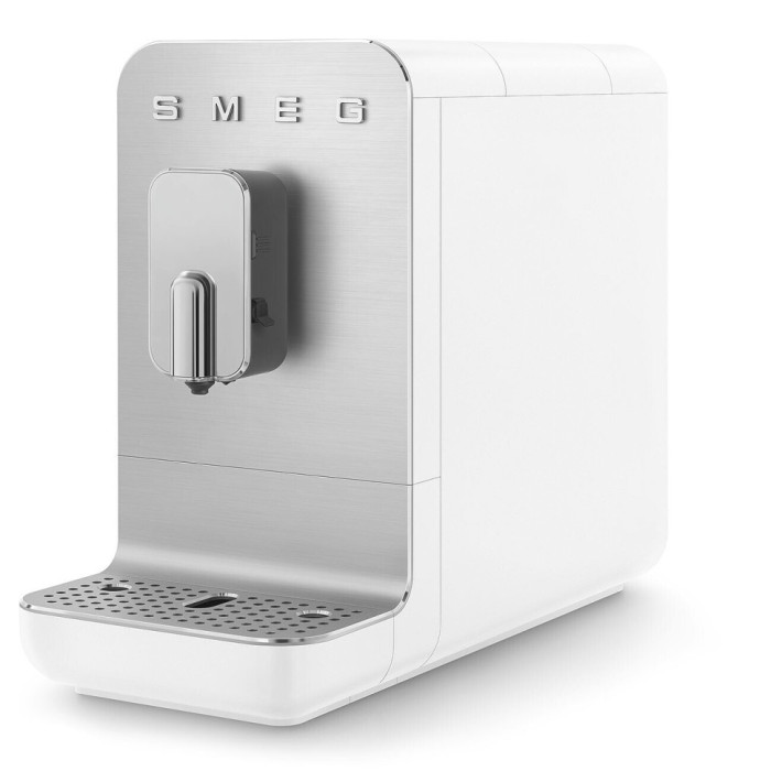 Кавамашина еспресо Smeg BCC13WHMEU