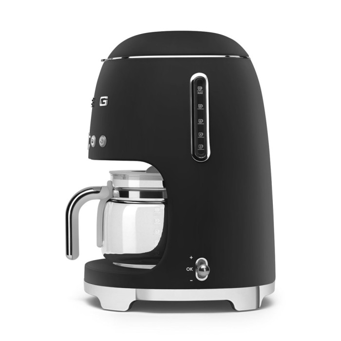 Крапельна кавоварка Smeg DCF02BLMEU
