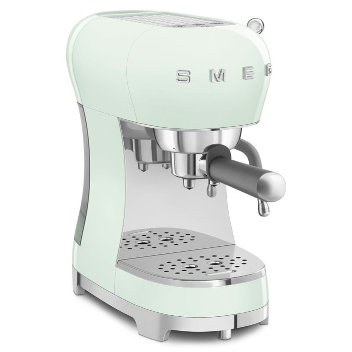 Кавамашина еспресо Smeg ECF02PGEU