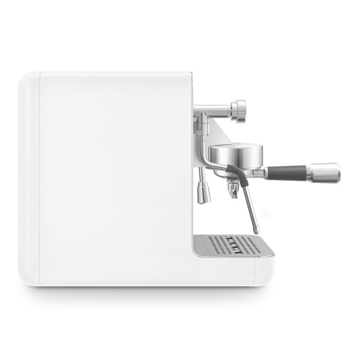 Кавамашина еспресо Smeg EMC02WHMEU