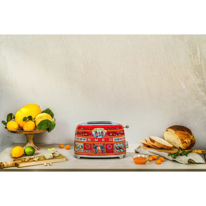 Тостер Smeg TSF01DGEU